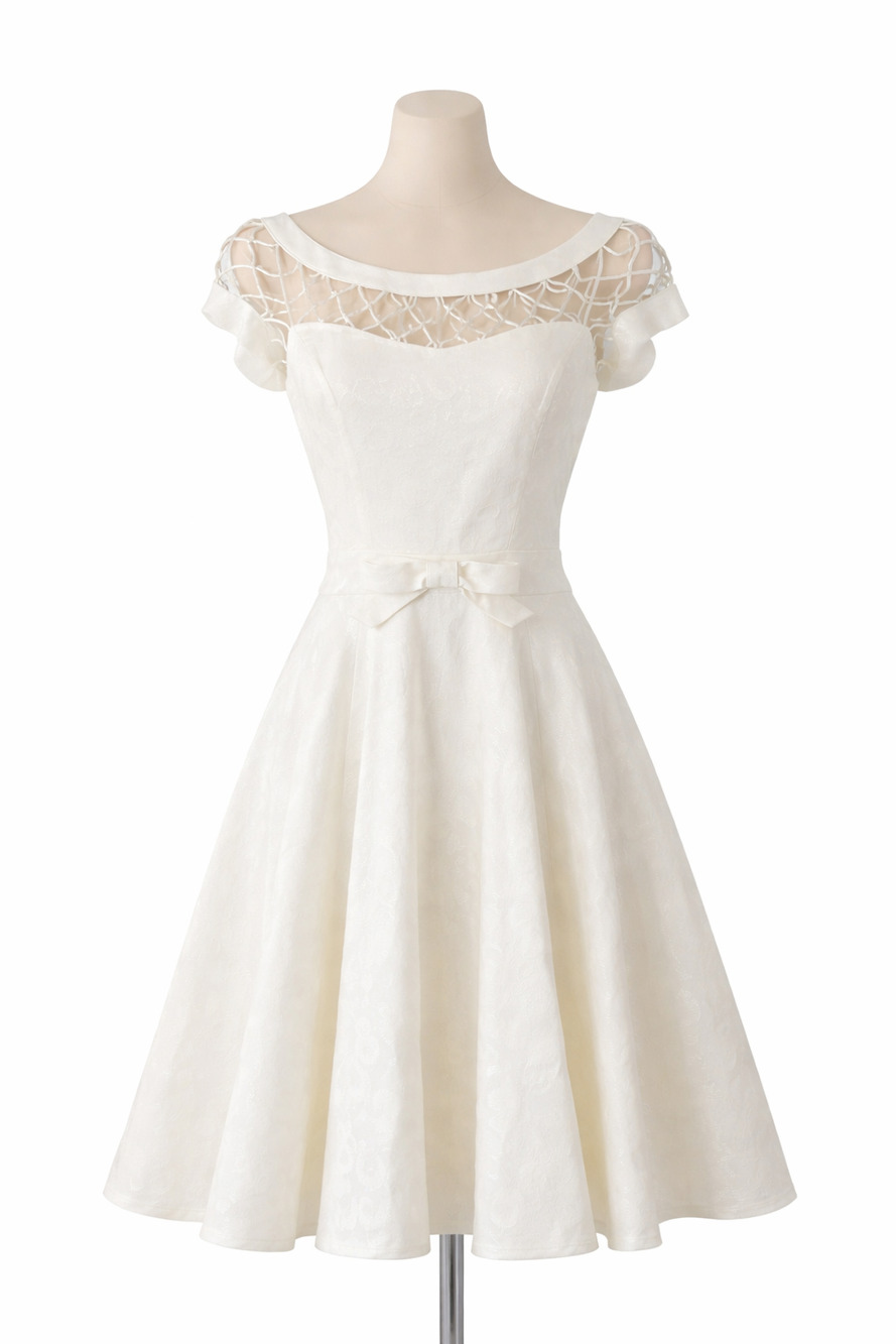 Medium – Tatyana Alika Circle Dress in Shimmery White – NWT